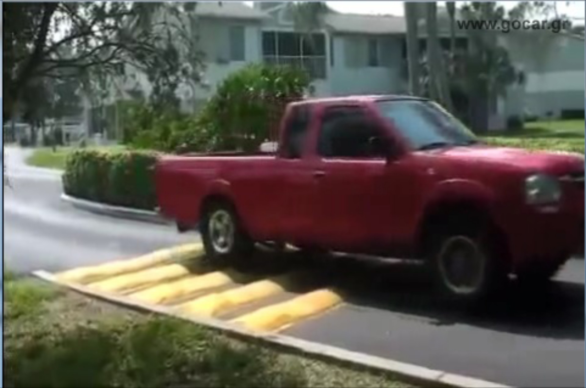 Video: Σαμαράκια για trial στη Florida

