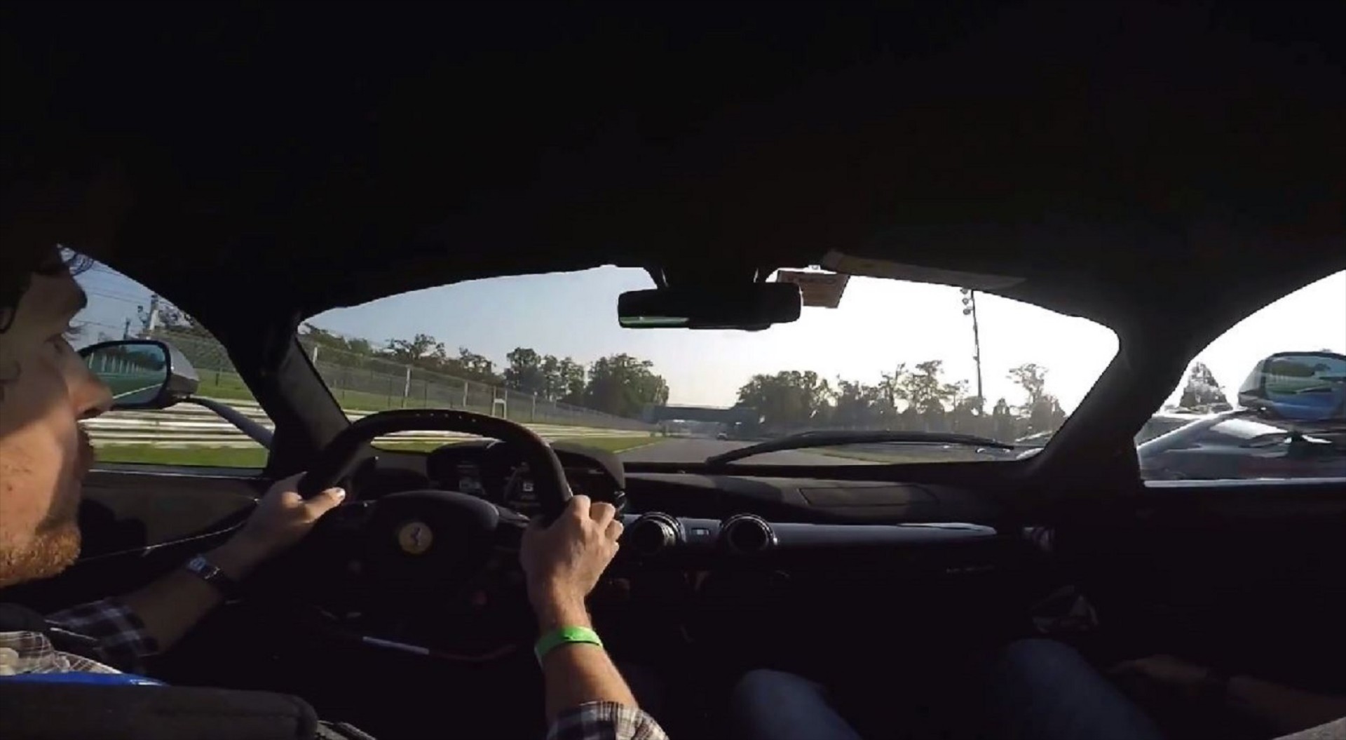 VIDEO: Driftάροντας LaFerrari στη Monza