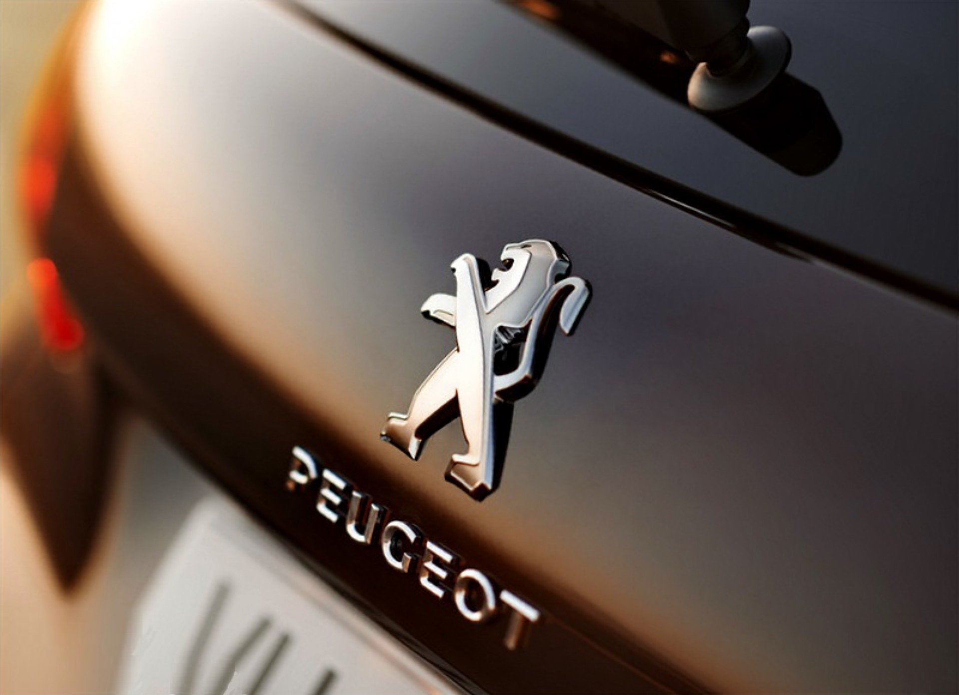 Peugeot: Πρόσκληση για δωρεάν ηλεκτρονικό έλεγχο