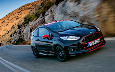 ΔΟΚΙΜΑΖΟΥΜΕ Ford Fiesta Black Edition 1.0 140 PS