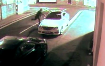 Πρωτάρης κλέφτης καταλήγει στο τμήμα(VIDEO)
