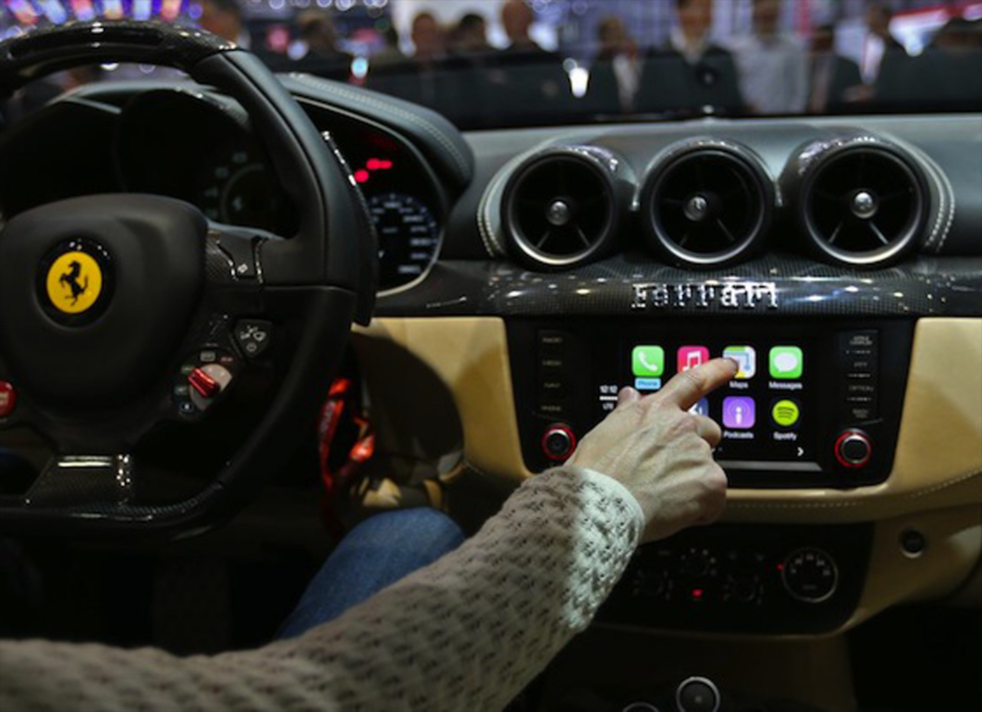 40 μοντέλα με Apple CarPlay μέχρι το τέλος 2015