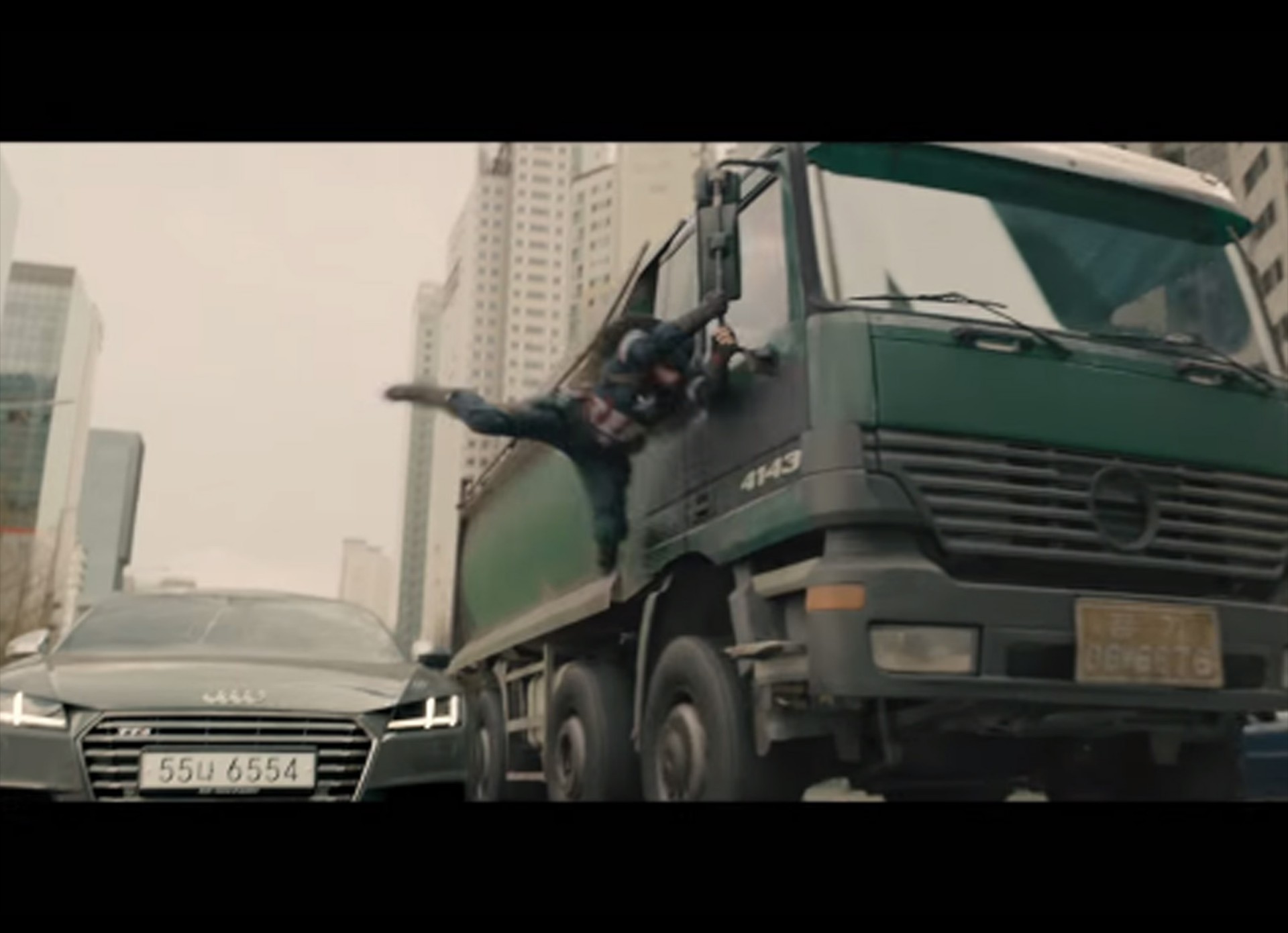 Και οι Avengers οδηγούν Audi (VIDEO)