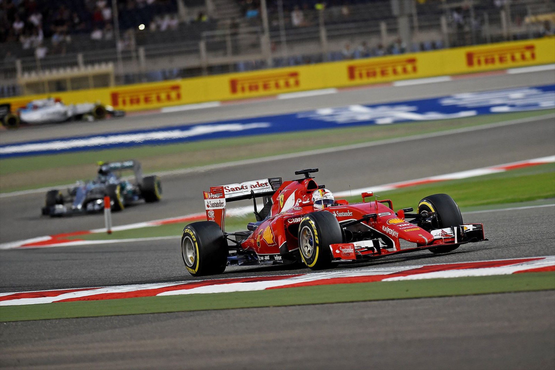Να συνεχίσει την επίθεση η Ferrari