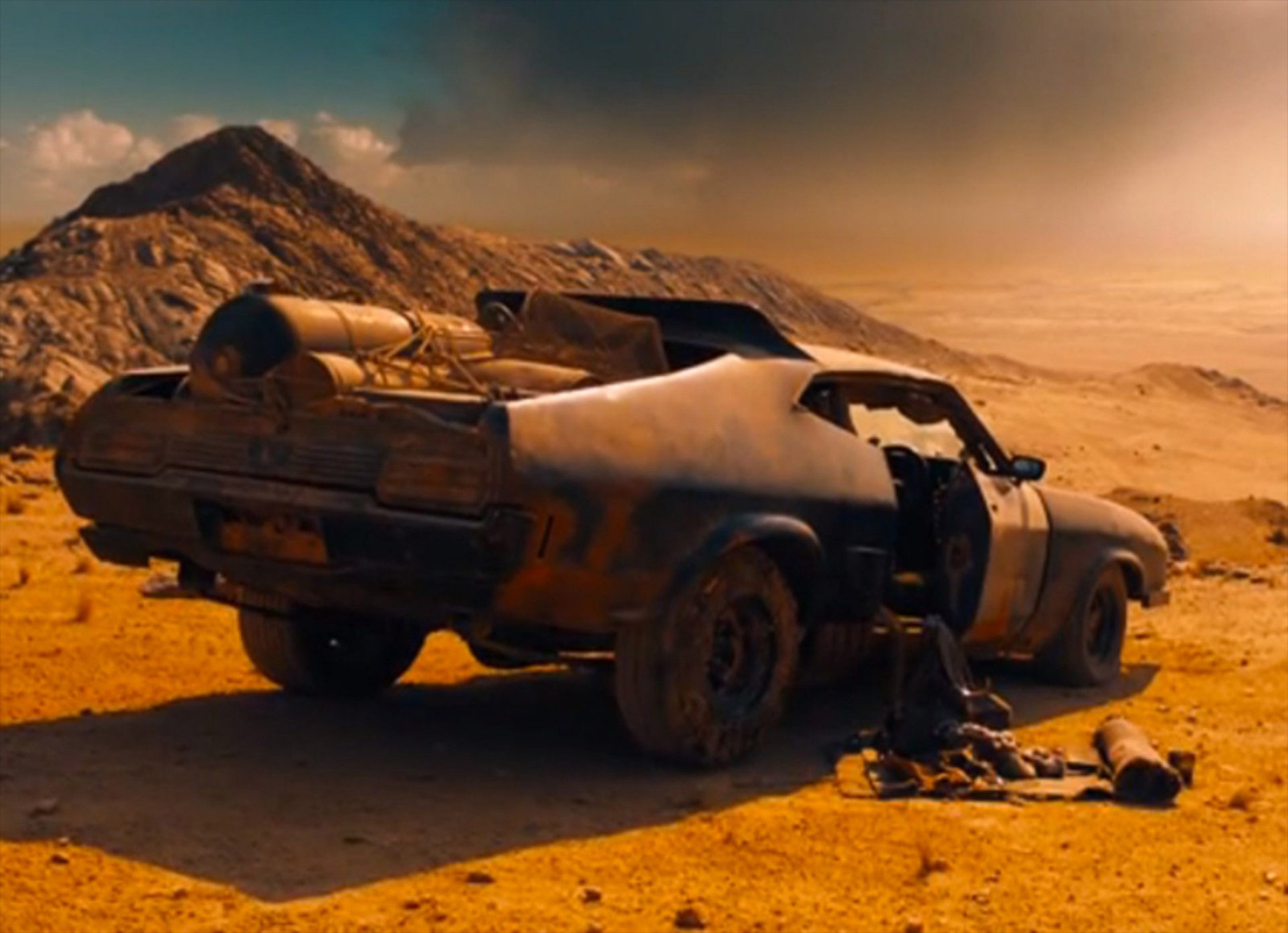 Τρέλα για το αυτοκίνητο του MAD MAX