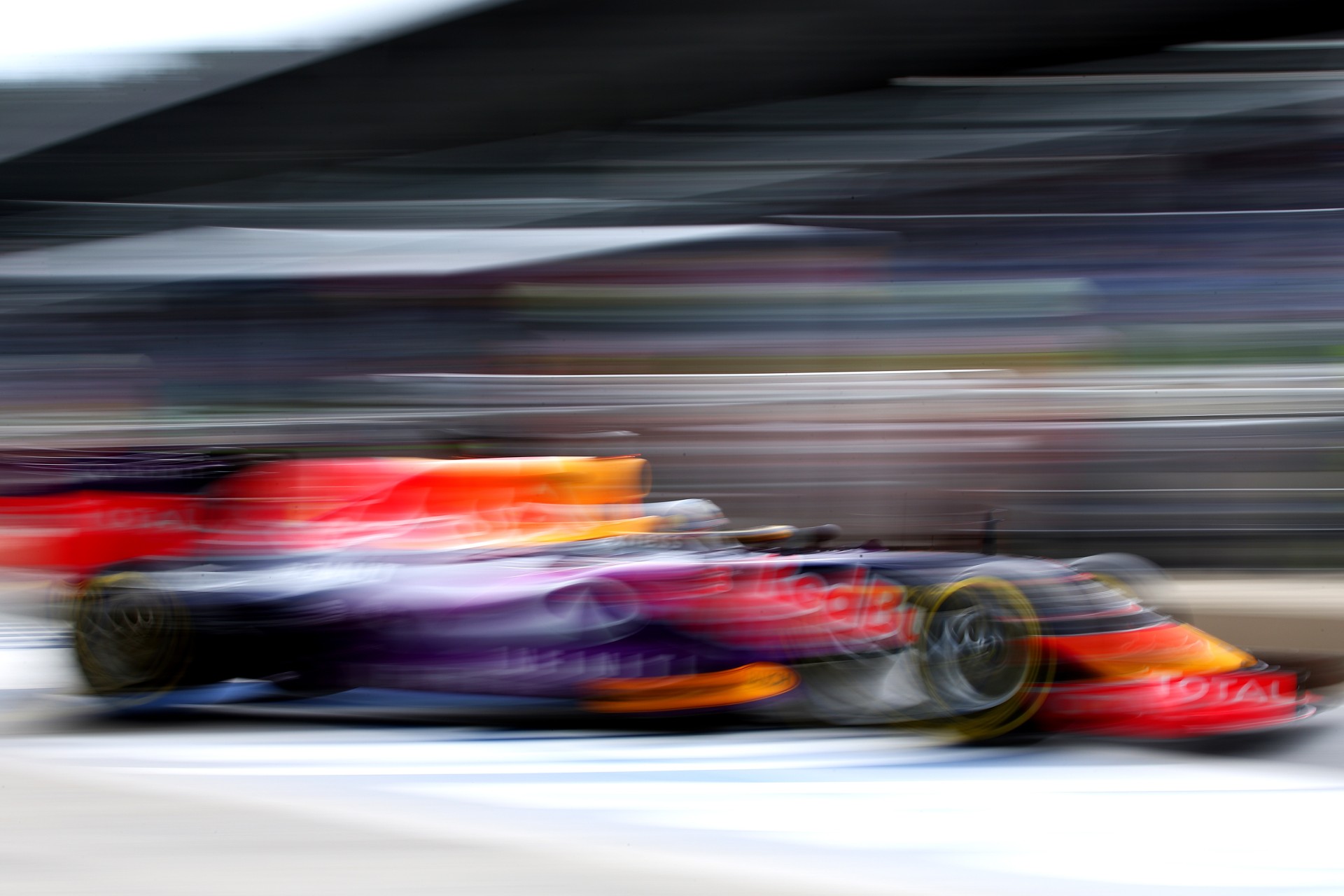 VIDEO: Το παρελθόν με το παρόν συναντήθηκαν στην Αυστρία