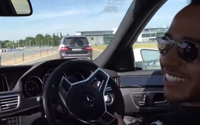 L.Hamilton driftάρει με μία E63 AMG (VIDEO)