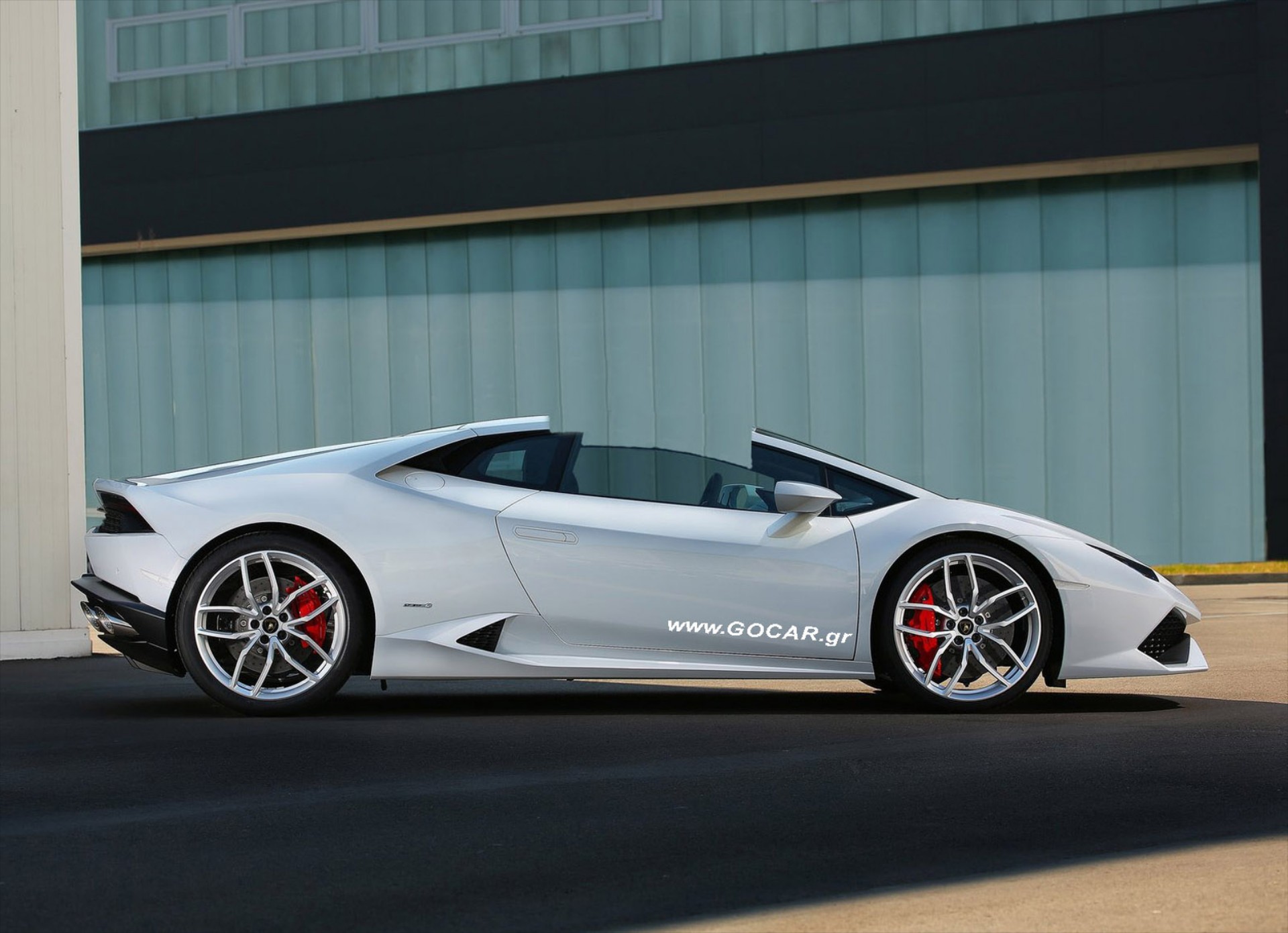 Lamborghini Huracan Roadster στη Γενεύη 2016