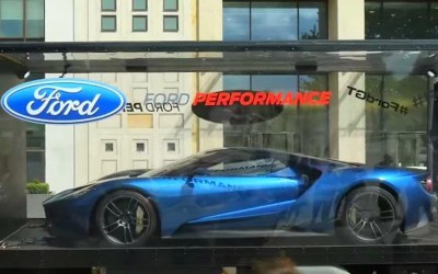 Τι κάνει το Ford GT επάνω στο φορτηγό; (VIDEO)