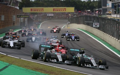 Στρατηγικές, σκυλιά φύλακες και μαριονέτες...