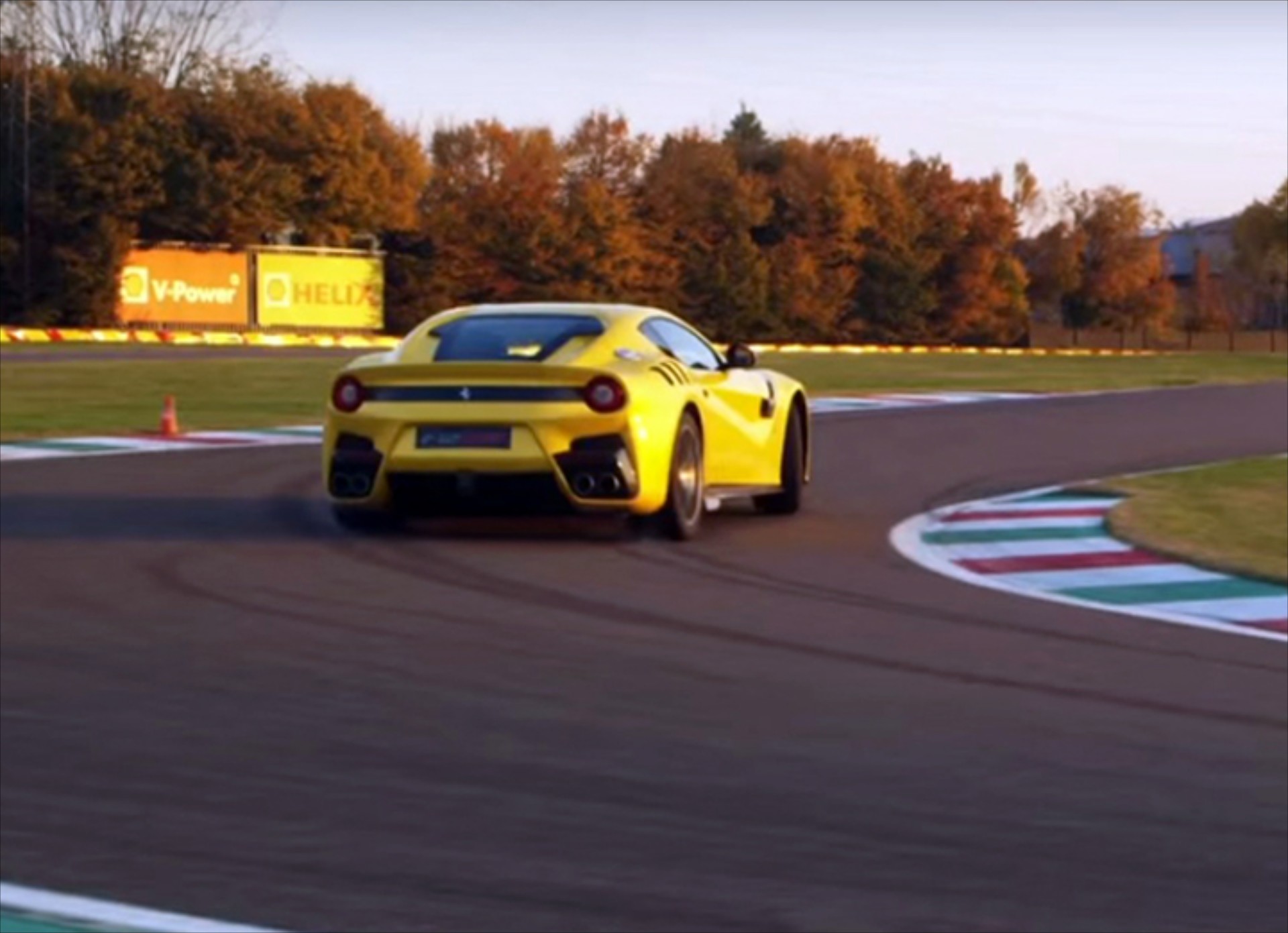 Η Ferrari F12tdf σε όλο της το μεγαλείο (Video)