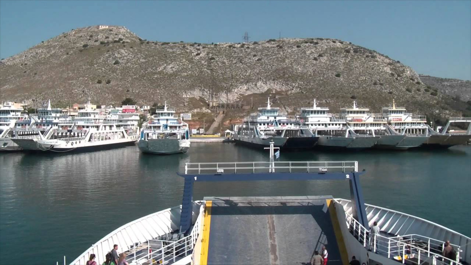 Υποθαλάσσια σύνδεση Σαλαμίνας-Περάματος

