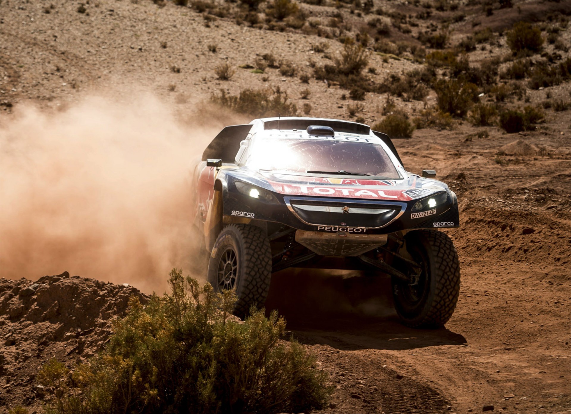 Η Peugeot κυριαρχεί στο Dakar