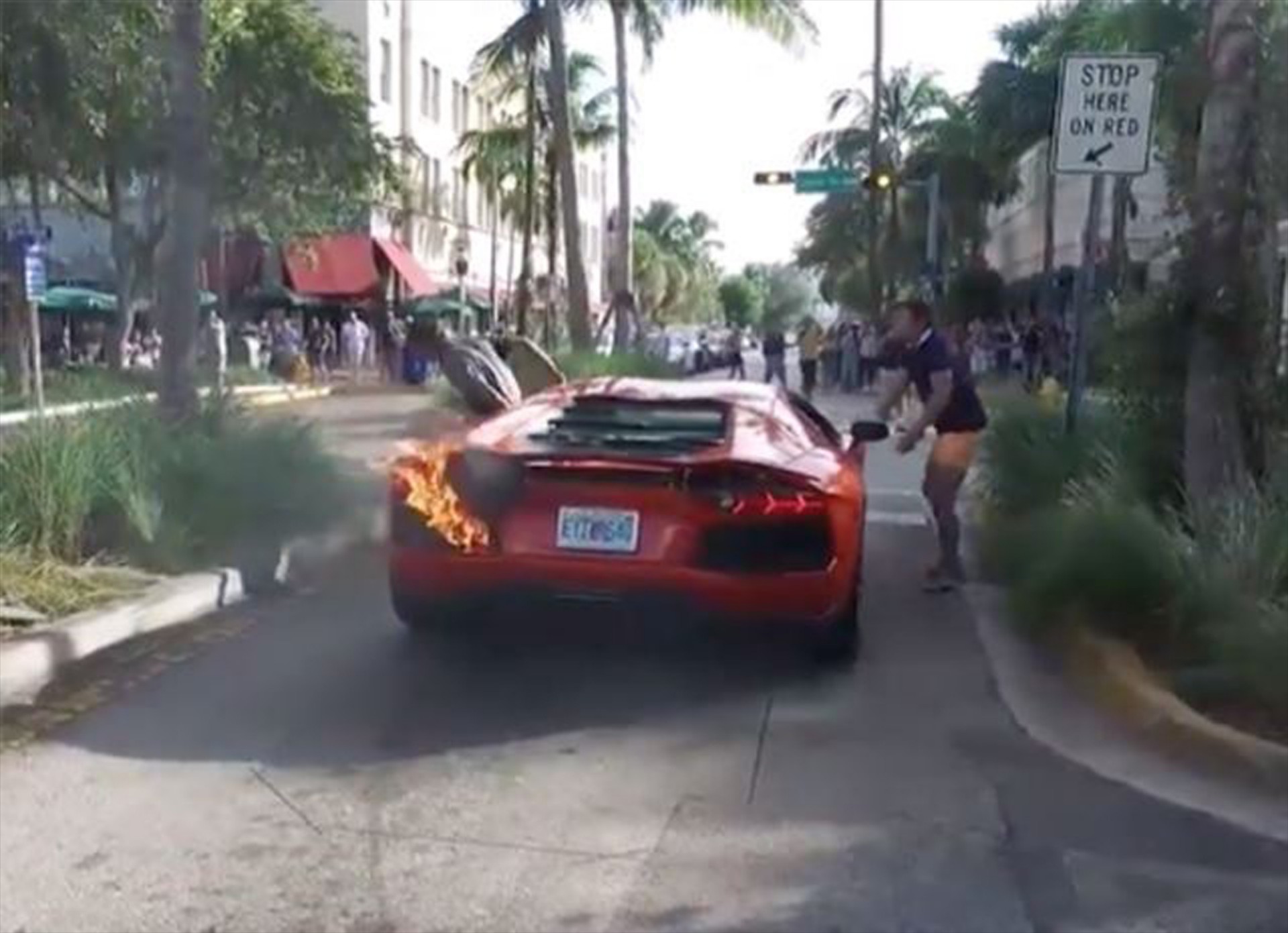 Ο παρκαδόρος έκανε τη ζημιά του (Video)