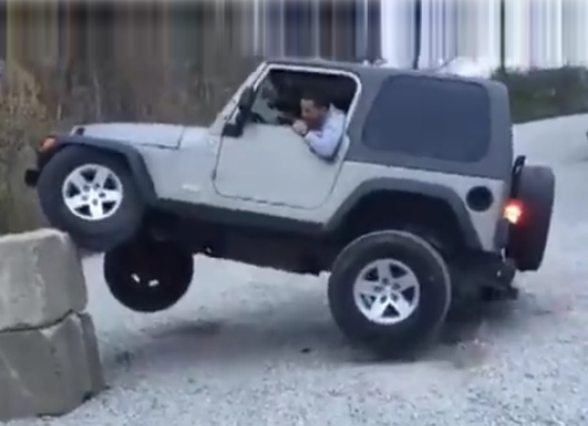 Έχει και η τετρακίνηση τα… όριά της! (Video)