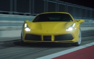 Πώς μια Ferrari σου ανεβάζει… την αδρεναλίνη; (video)