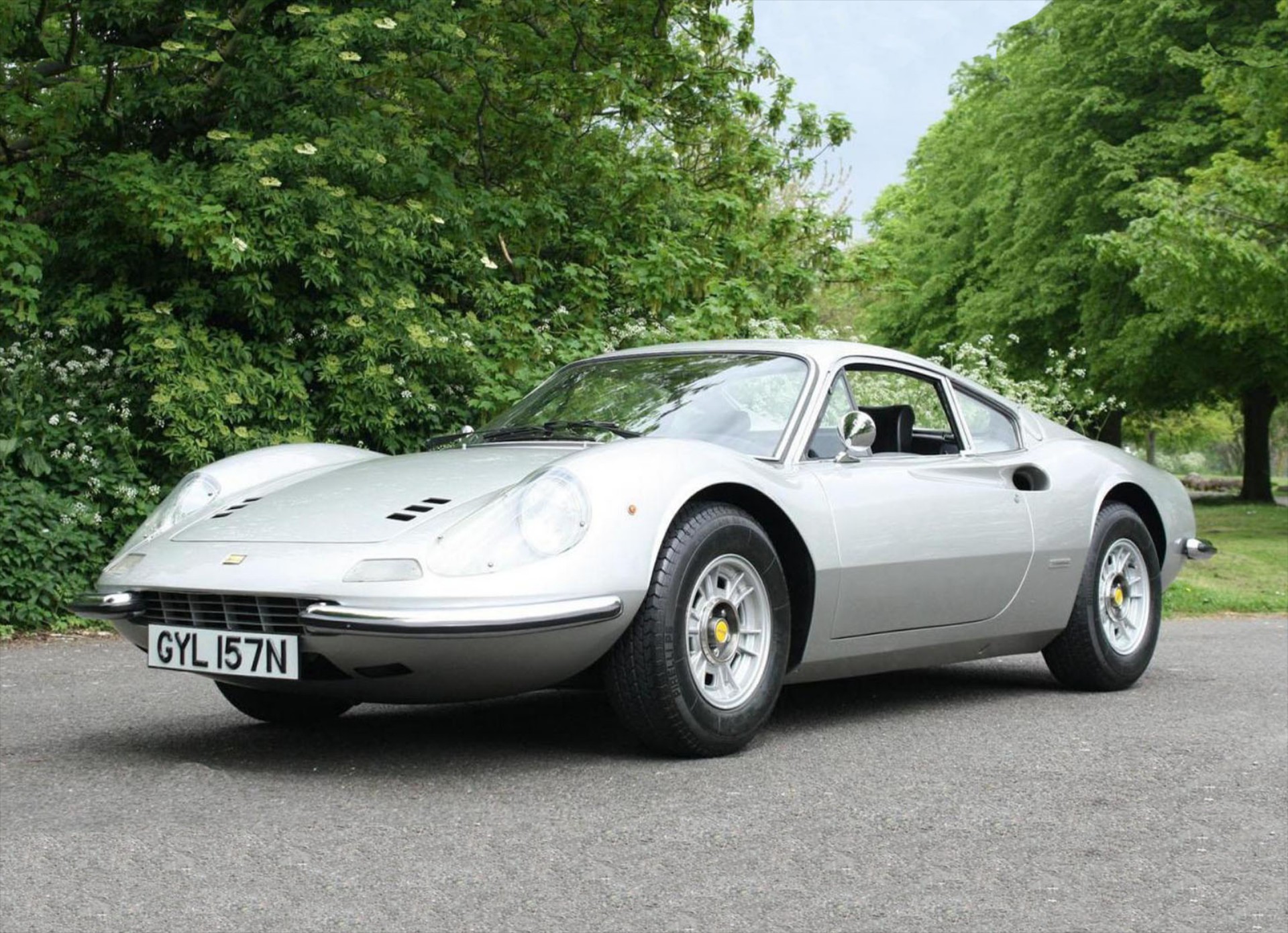 Επιστροφή της Ferrari Dino;