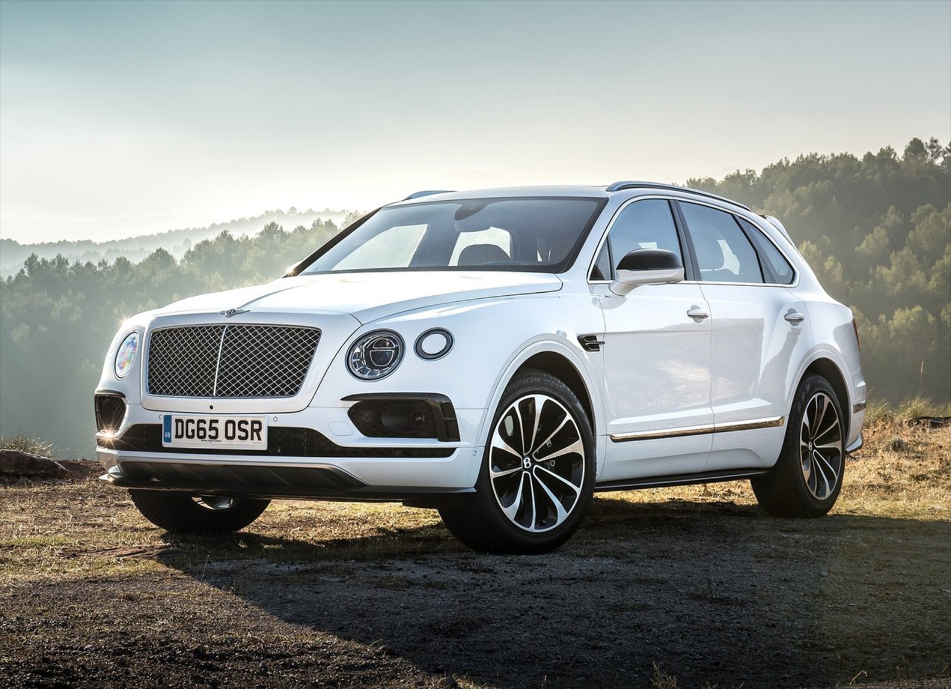 Επιβεβαιώθηκε η Bentley Bentayga Speed