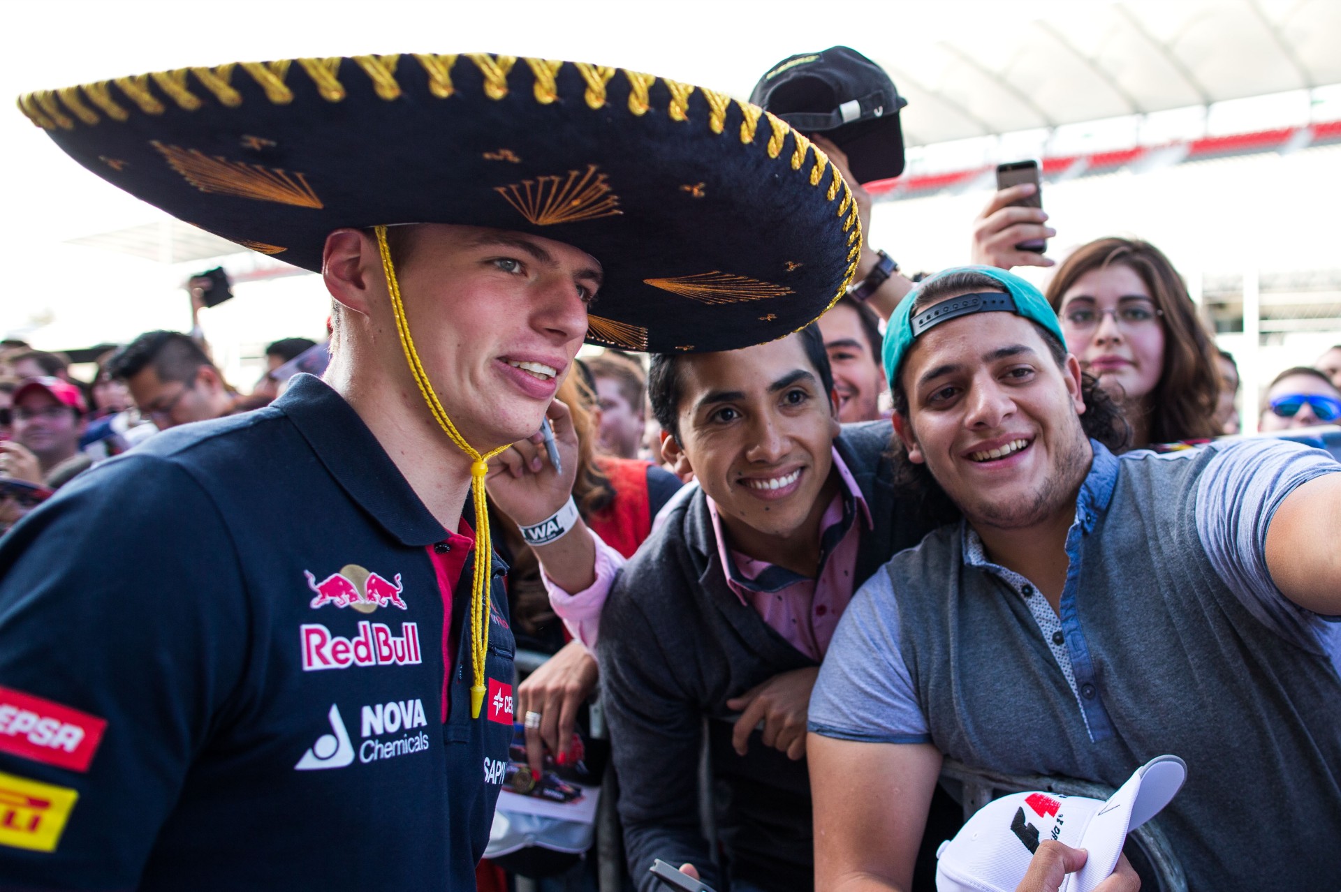 F1: Ο Verstappen στην RBR, και ο Kvyat στην STR με άμεση ισχύ!