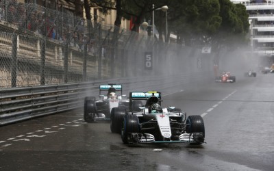 F1: Η Mercedes πιέζει τον Rosberg