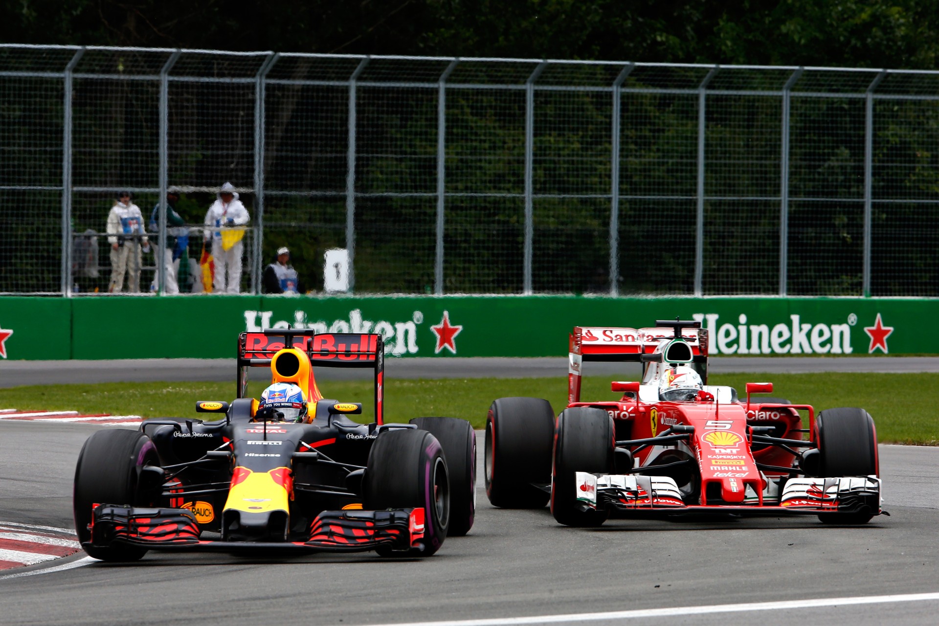 F1: Για άλλα δυο χρόνια ο Ricciardo στην Red Bull Racing