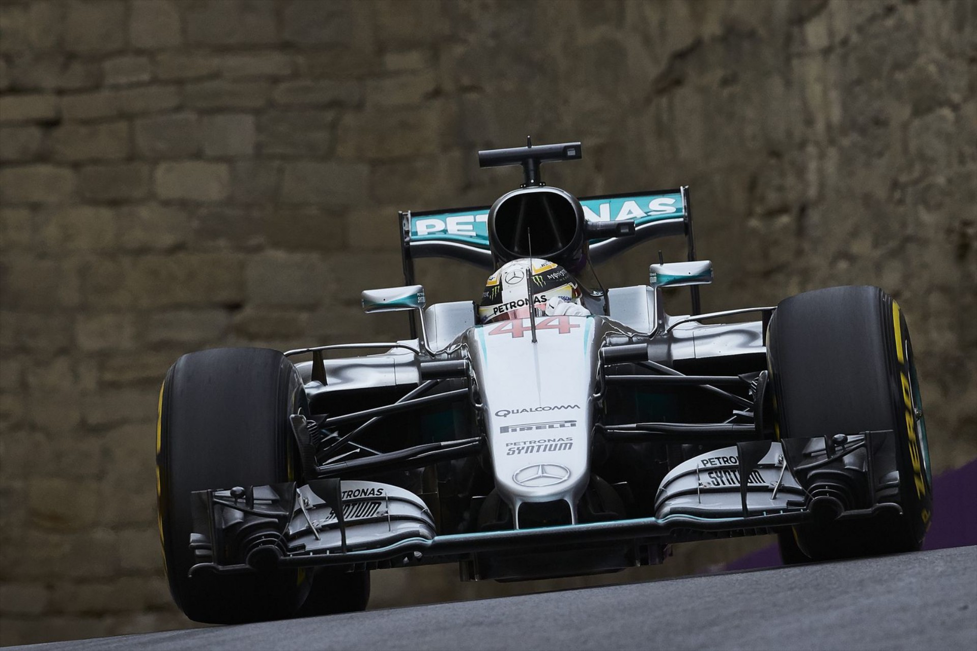 F1: Η Mercedes εξηγεί τα προβλήματα του Hamilton