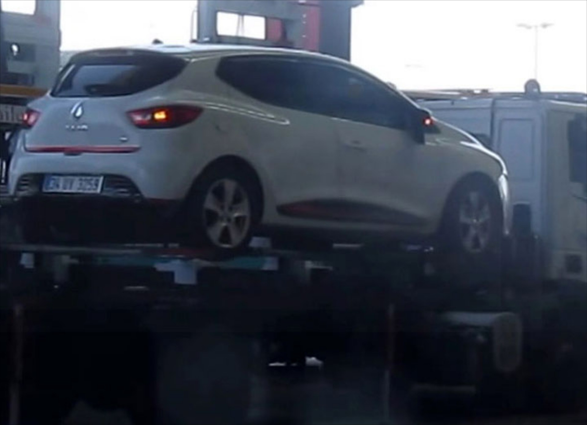 Πως σου παίρνουν το αυτοκίνητο σε ένα λεπτό (video)