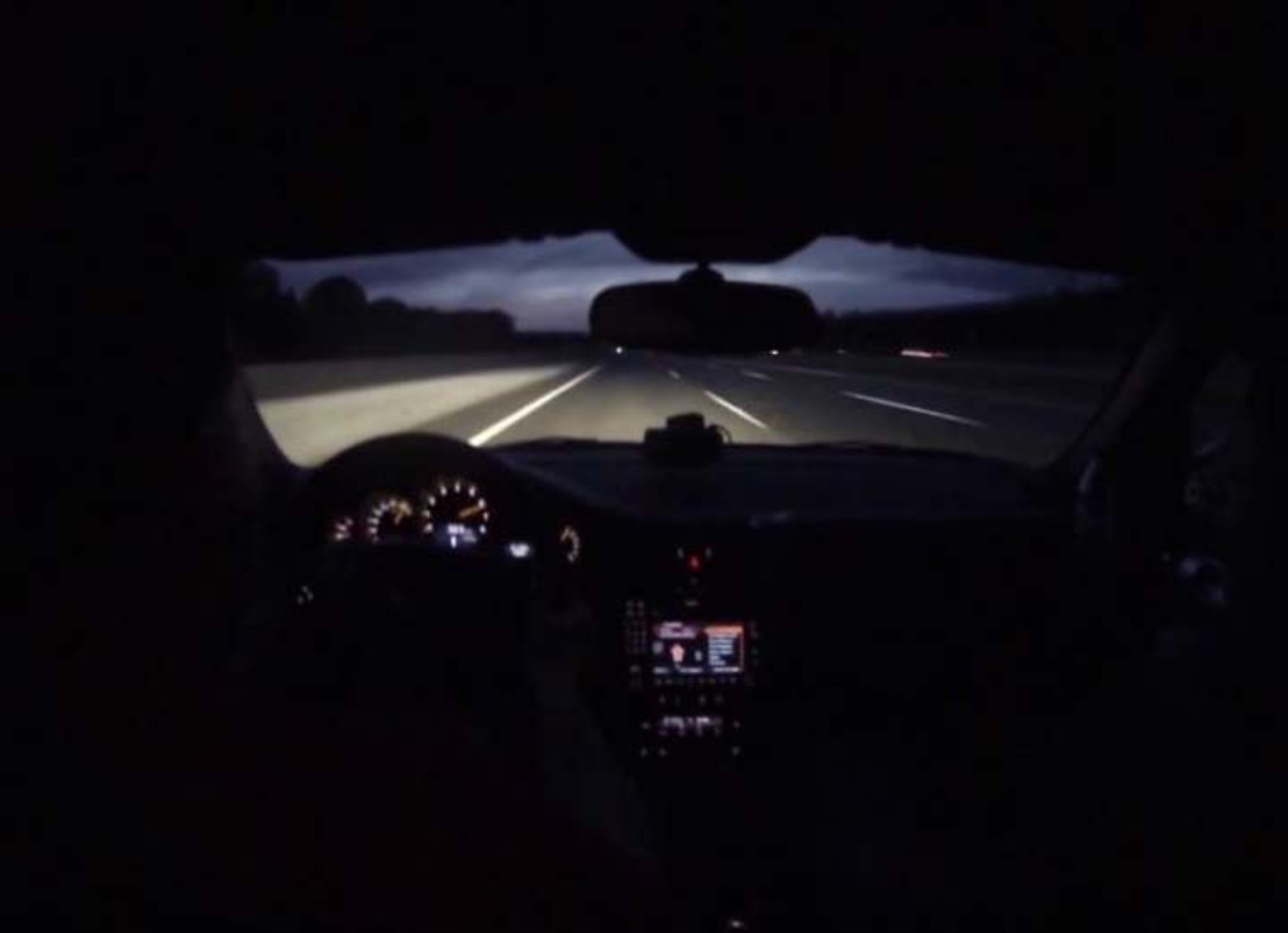 Τρομακτικό κλατάρισμα με 332 km/h (video)