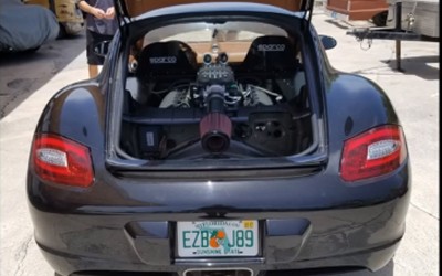Porsche Cayman με 5λιτρο από Mustang (video)
