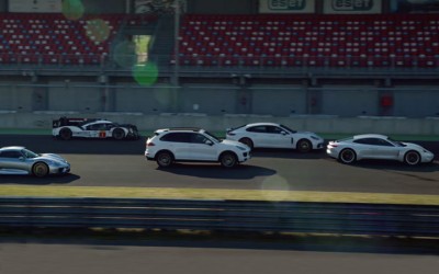 Porsche: Η δύναμη του ηλεκτρισμού (video)