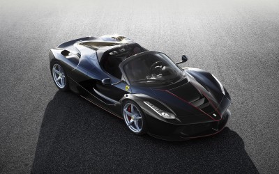 Η LaFerrari Aperta χωρίς οροφή στο Παρίσι