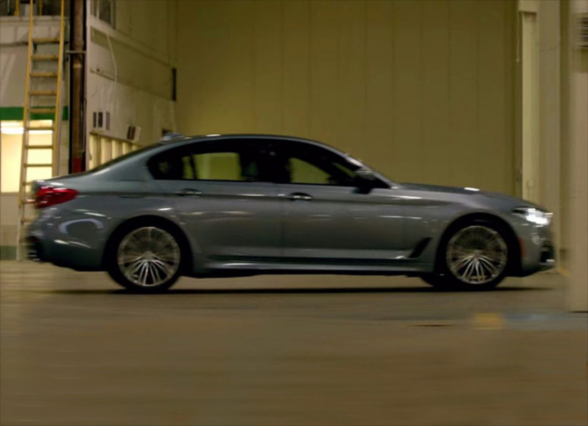 Η νέα 5άρα παίζει στο φιλμ της BMW Escape (trailer)