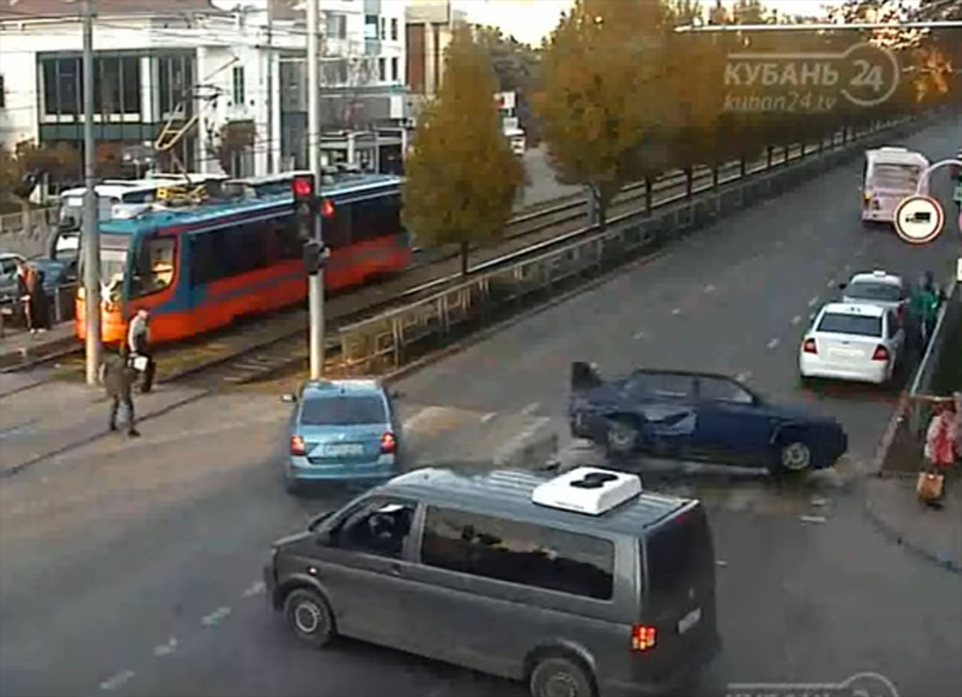 Τυχεροί οι πεζοί (video)