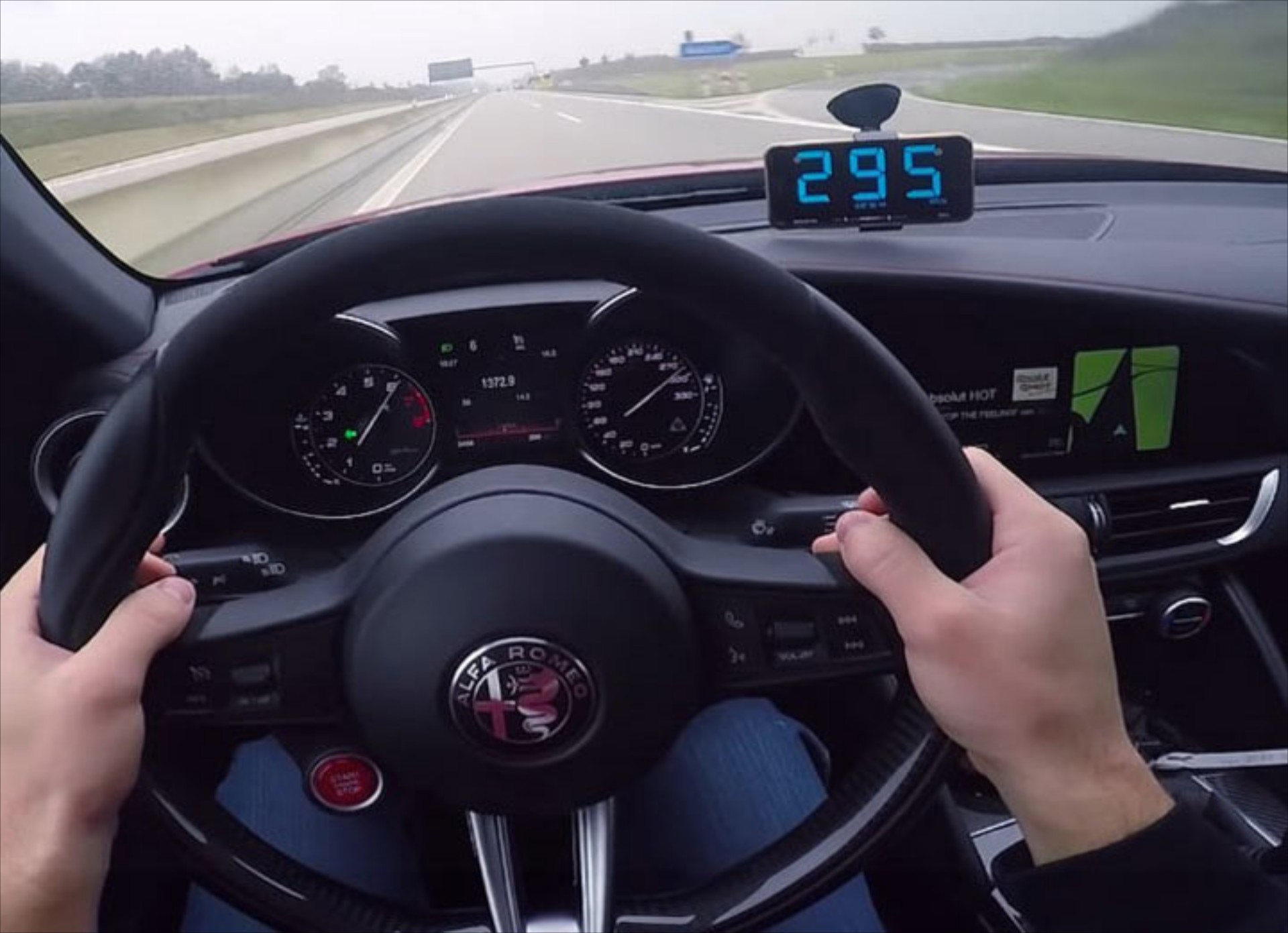 Η Giulia με 300 km/h στην Autobahn (video)