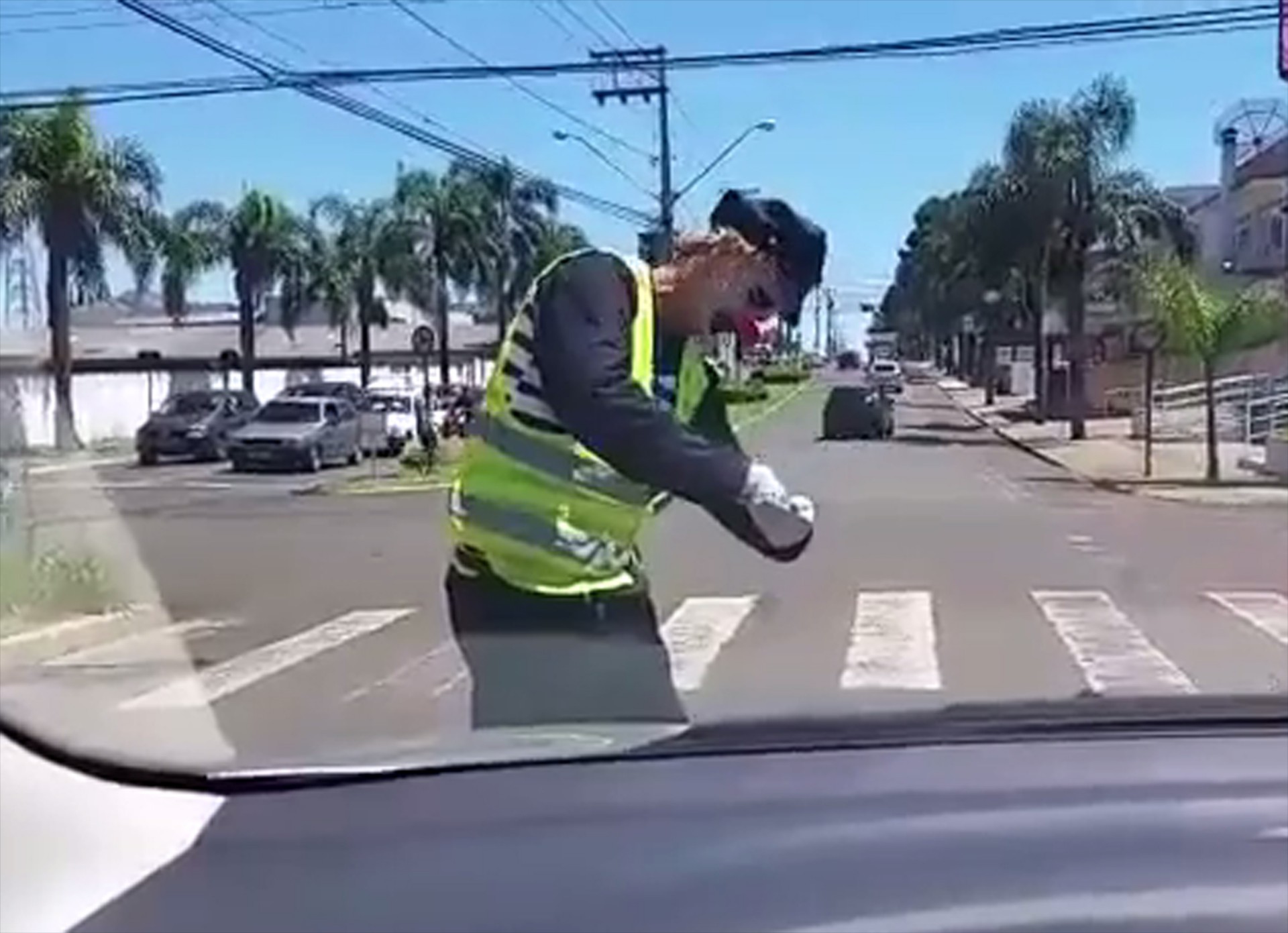 Ο καλύτερος «καλλιτέχνης του δρόμου» (video)