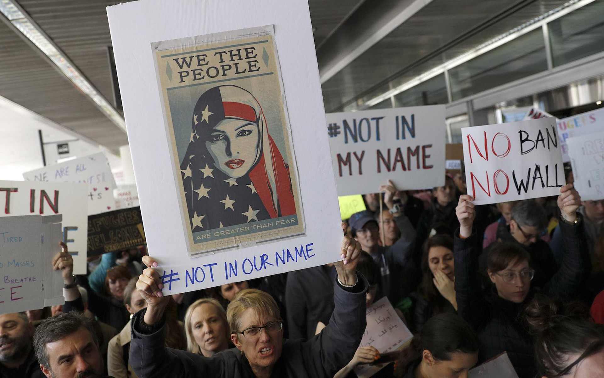 Η αυτοκινητοβιομηχανία αντιδρά στην απαγόρευση εισόδου από τον Trump