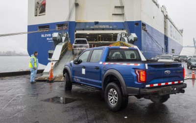 Για πού το έβαλαν τα pick up της Ford; (vid)