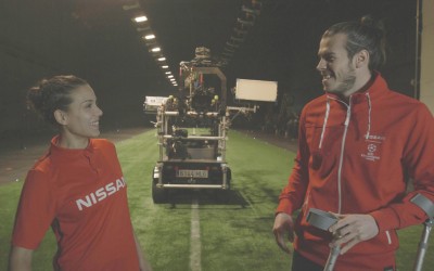 Ο Bale με πατερίτσες και η Nissan σε αναζήτηση αντικαταστάτη (vid)