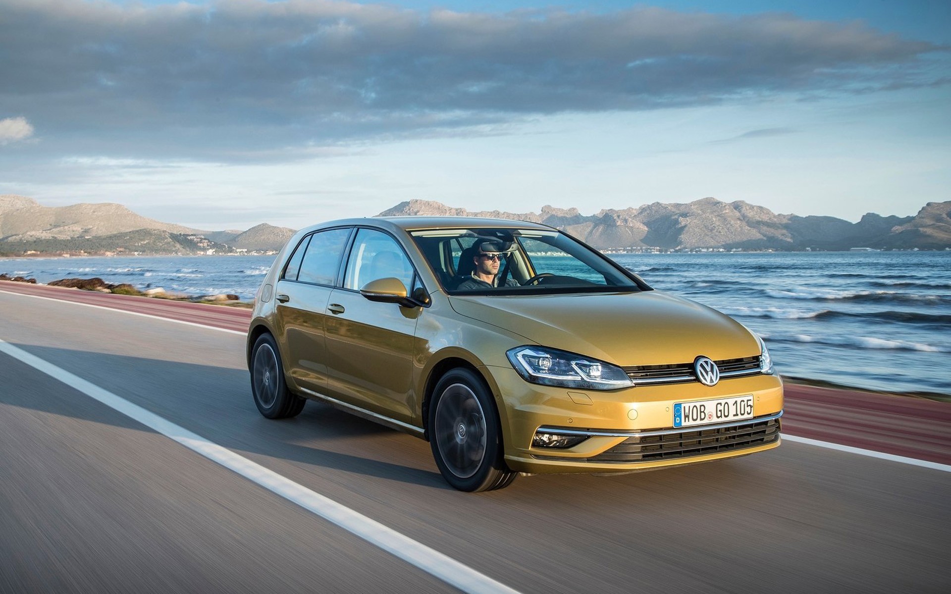 Από 16.450 ευρώ το νέο Volkswagen Golf
