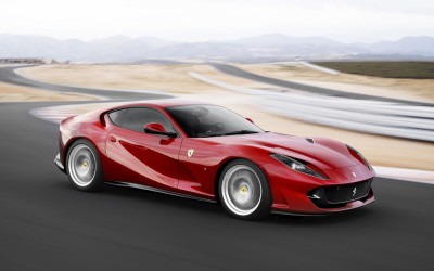 Δεν θα τουρμπίσει τον V12 η Ferrari