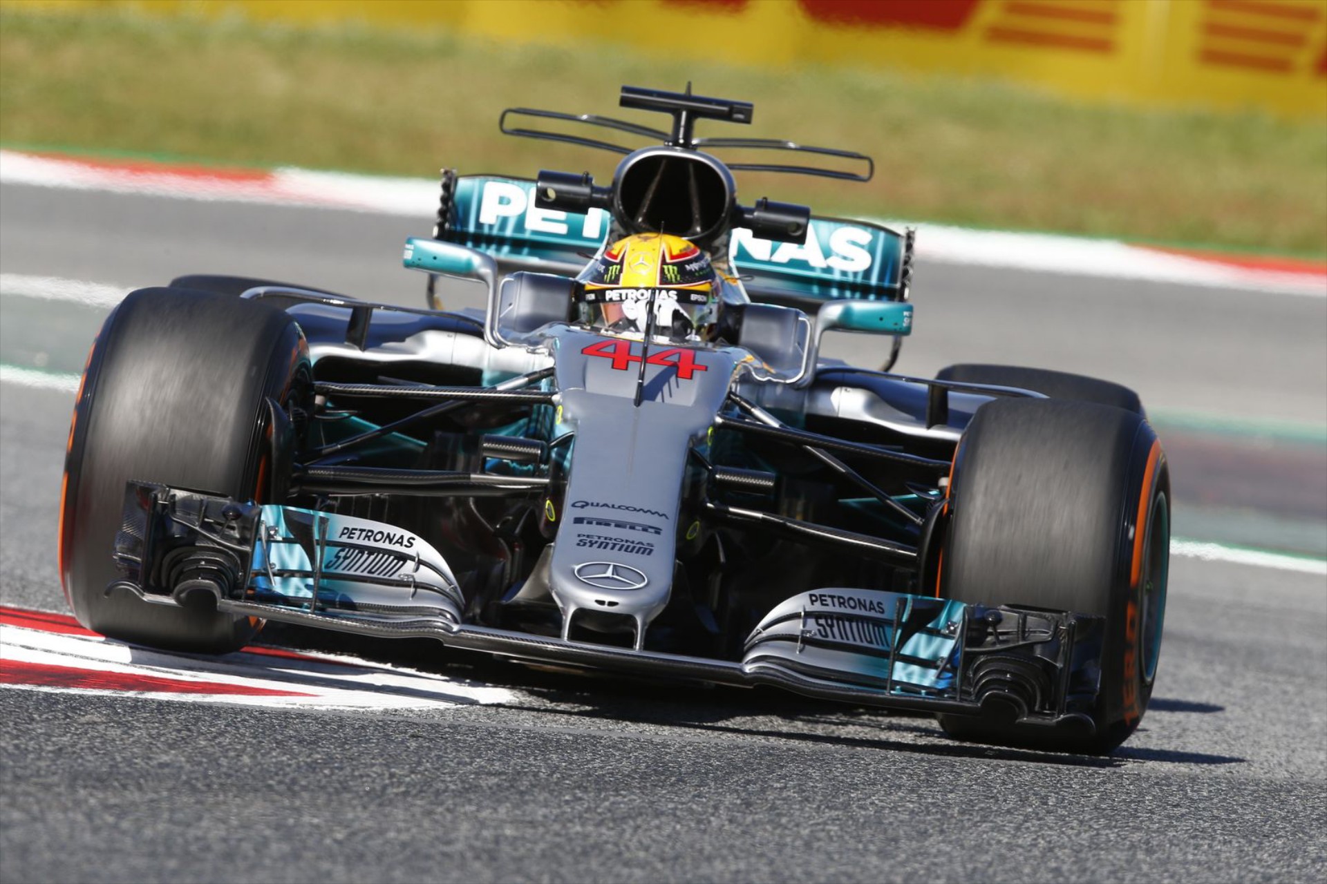 F1: O Hamilton πήρε την Pole Position στην Ισπανία