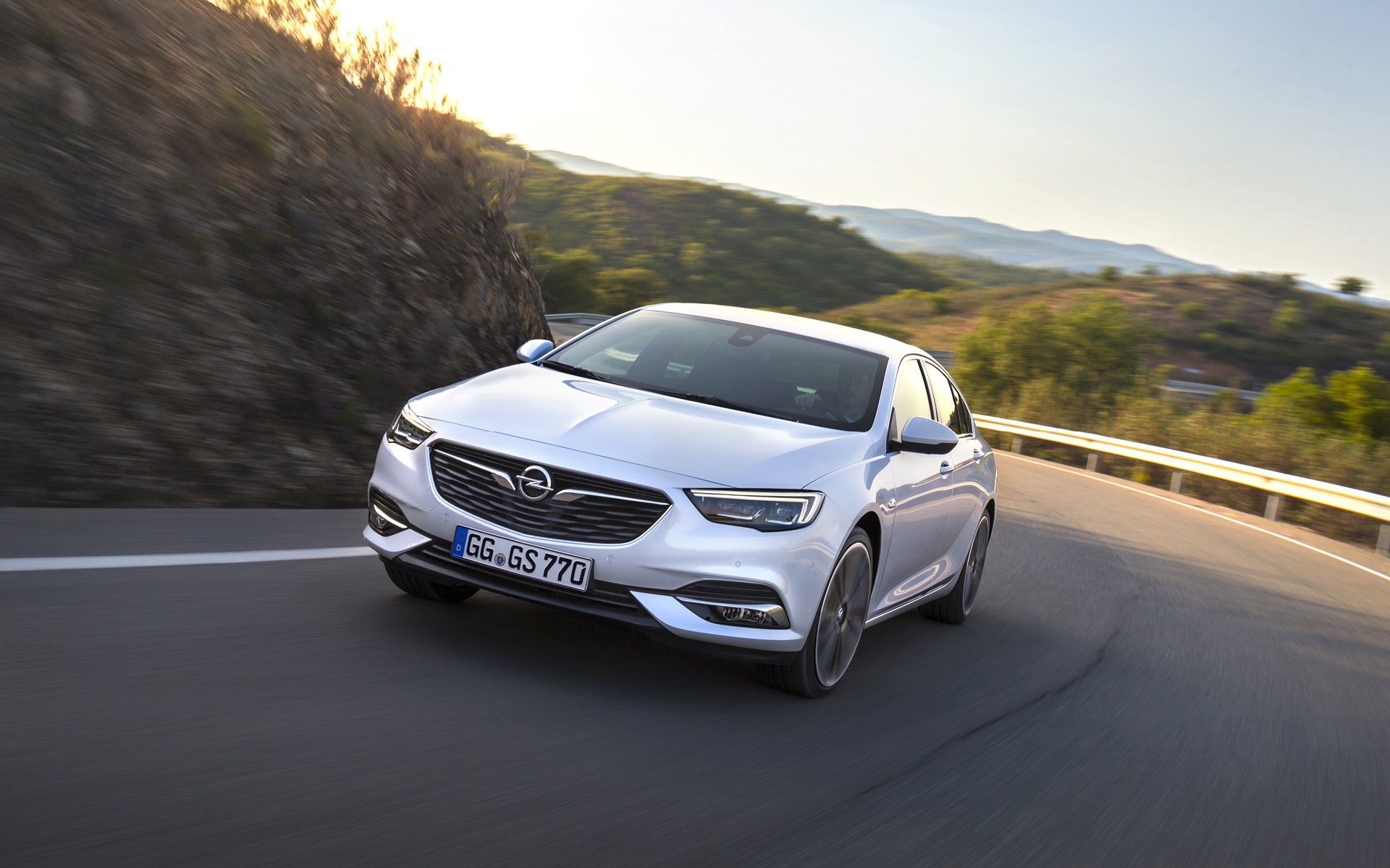Νέο Opel Insignia Grand Sport από 21.950 €