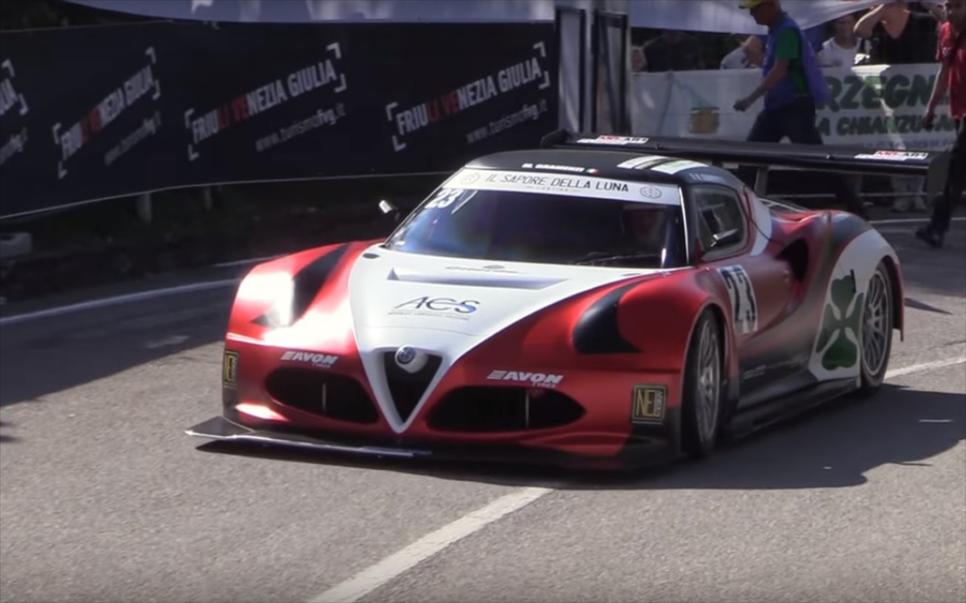 Alfa Romeo 4C με V8 κινητήρα (video)