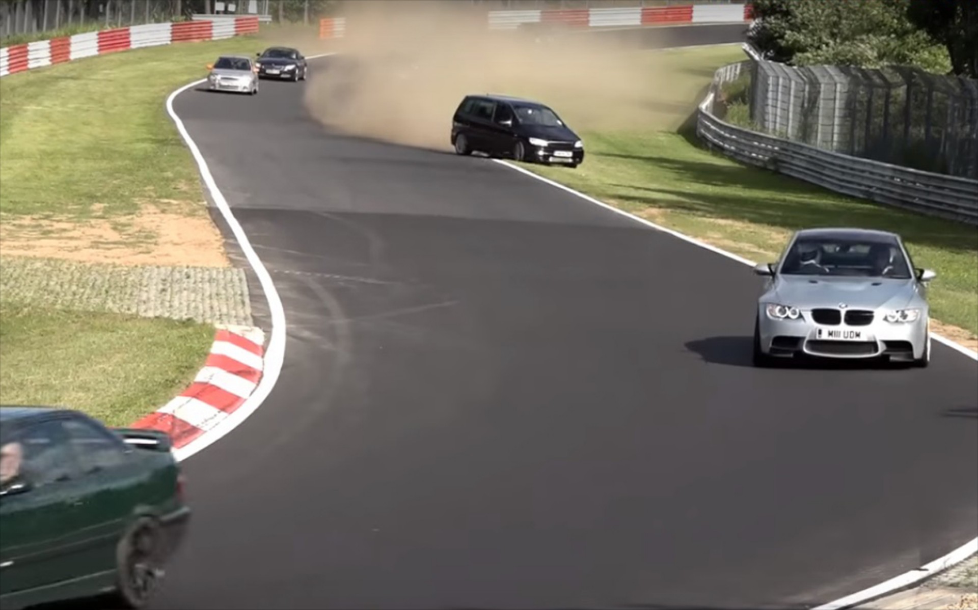 «Μαθήματα» υπερστροφής με ένα Zafira OPC (vid)