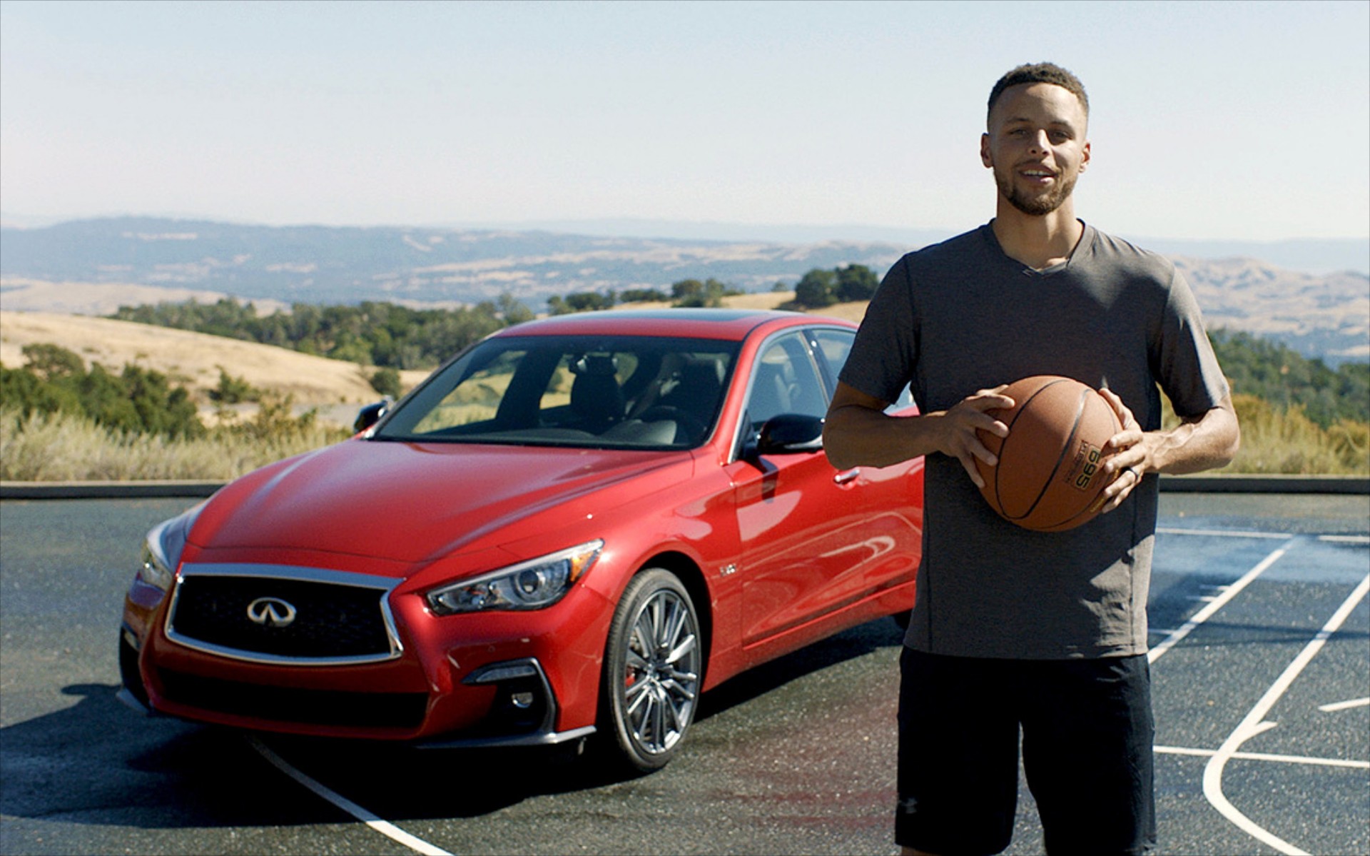 Ο μάγος του NBA και το νέο Infiniti