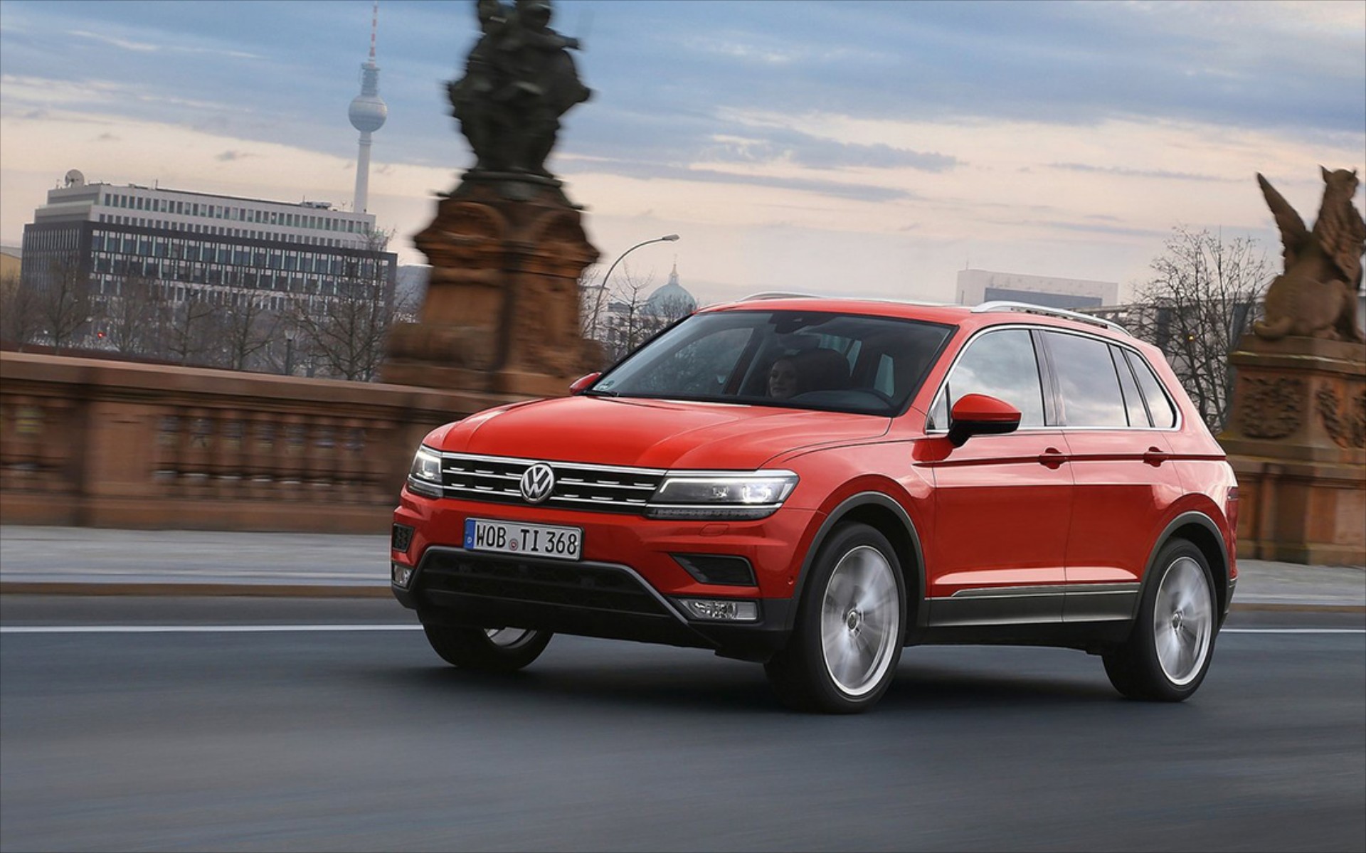 Νέοι κινητήρες, νέες εκδόσεις, νέες τιμές για το VW Tiguan