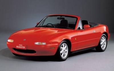 Η Mazda σου φρεσκάρει επίσημα το 1ης γενιάς MX-5