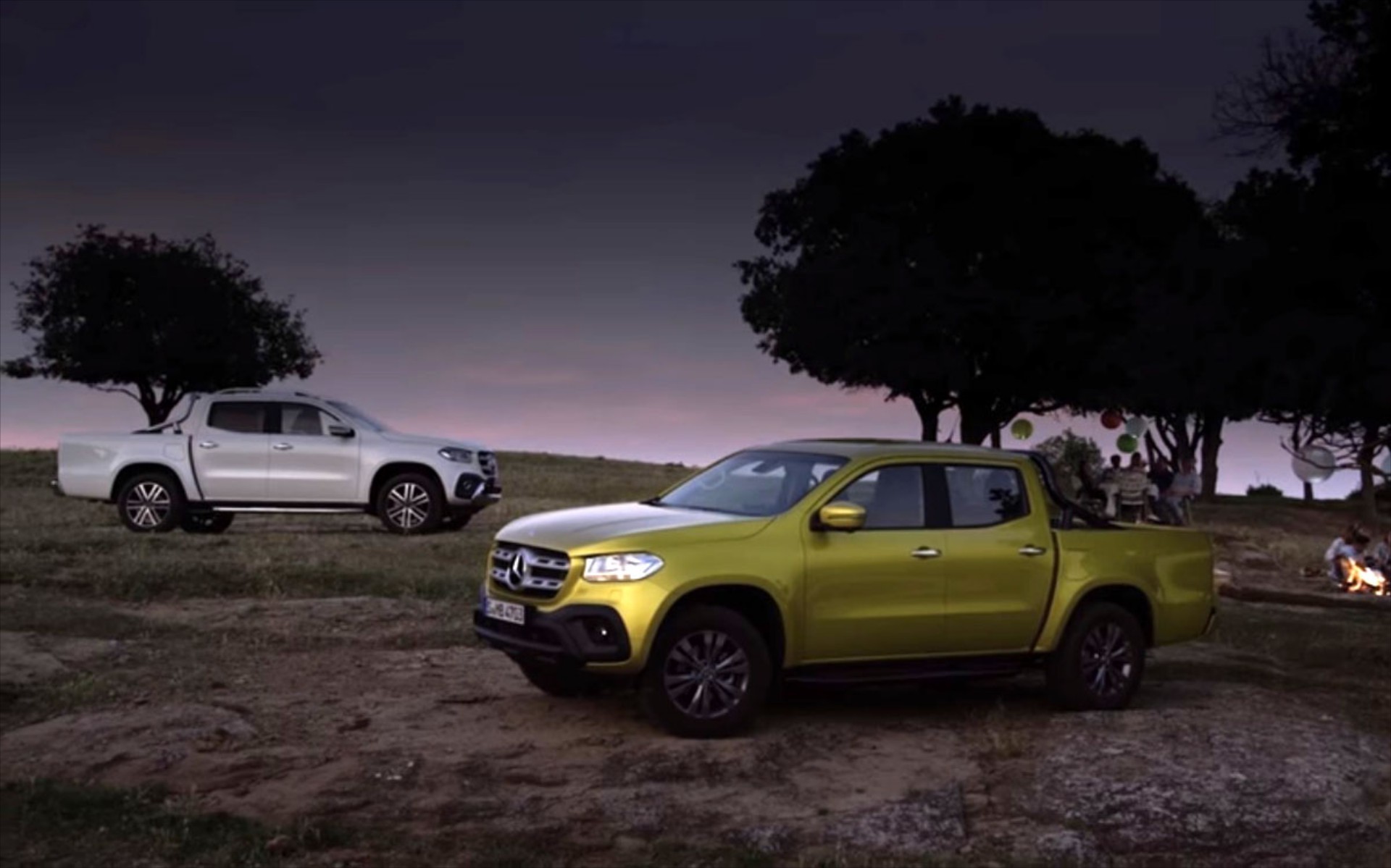 Η ζωή είναι ωραία με μια Mercedes-Benz X-Class (video)