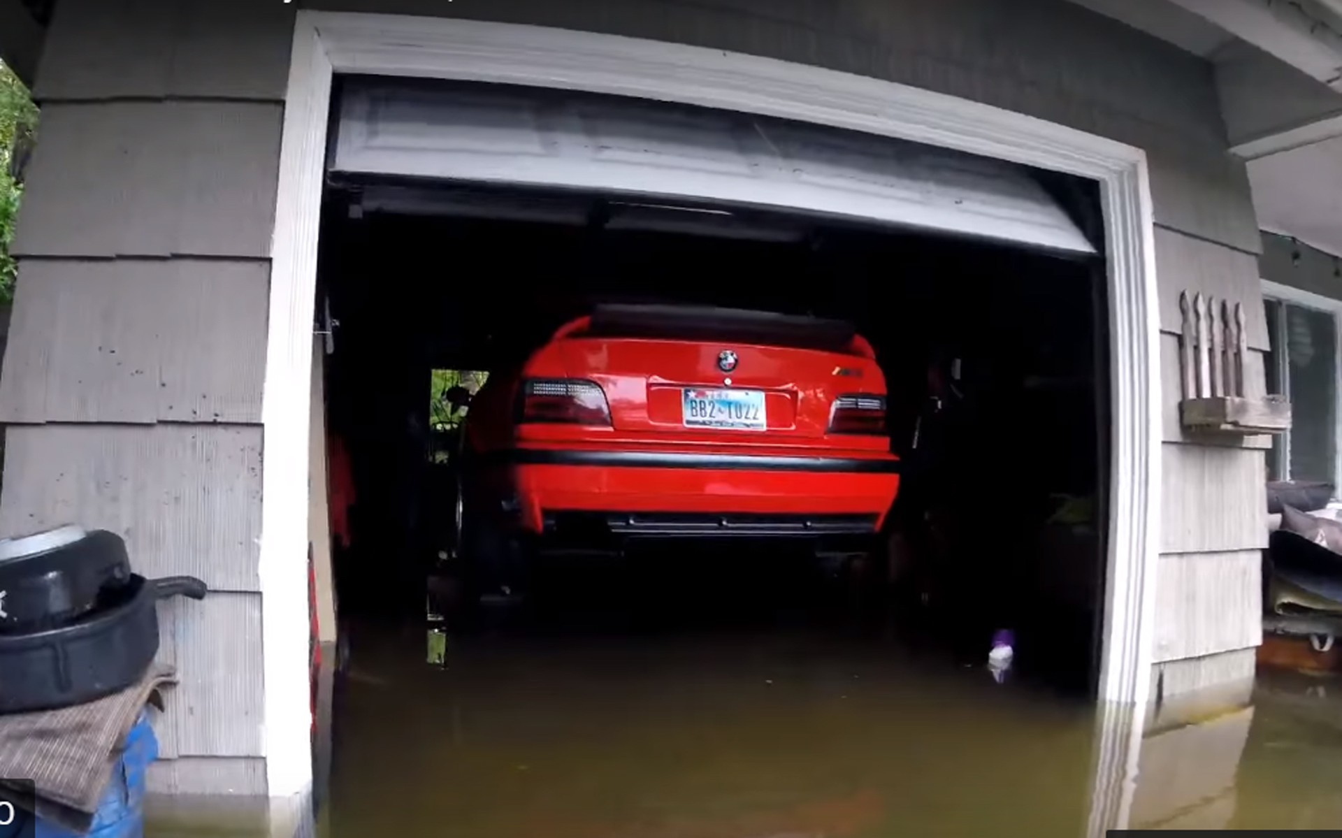 Δείτε πώς έσωσε τη BMW M3 από τον τυφώνα Harvey (video)