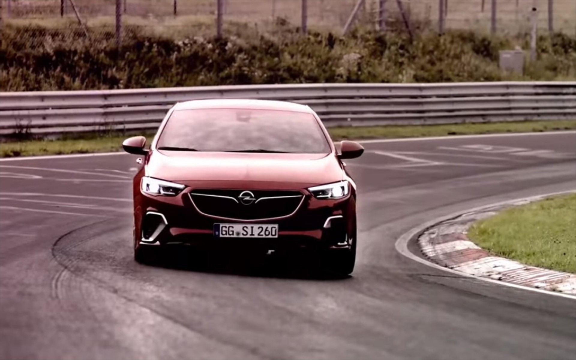 Το δυνατό Opel Insignia GSI στο Ring (video)